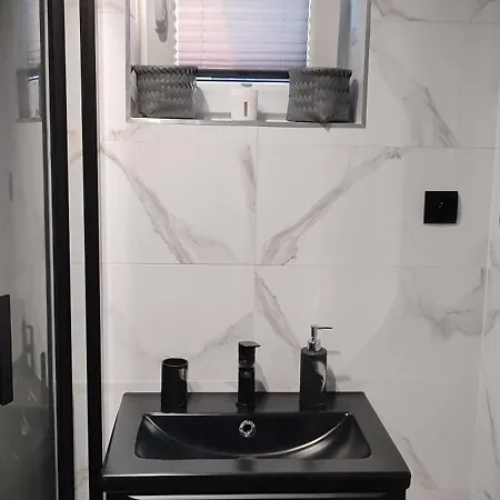 Viking Z Prywatnym Ogrzewanym Basenem Sauna Oraz Balia Z Jacuzzi