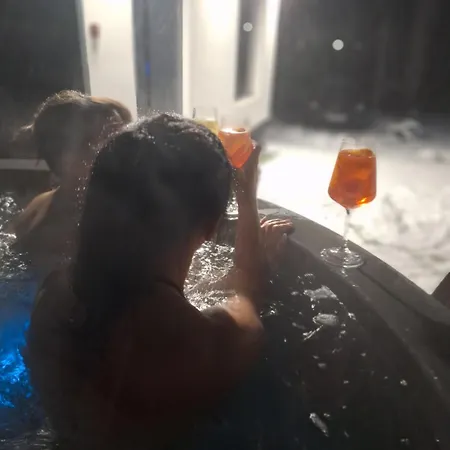 Dağ evi Viking Z Prywatnym Ogrzewanym Basenem Sauna Oraz Balia Z Jacuzzi *