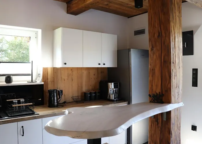 Horská chata Viking Z Prywatnym Ogrzewanym Basenem Sauna Oraz Balia Z Jacuzzi